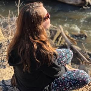 Meet your Posher, Kayla